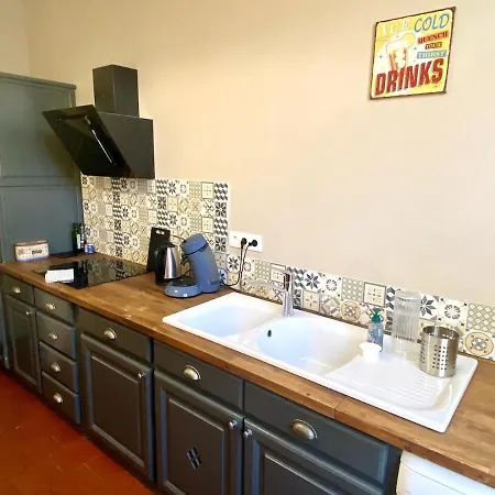 Apartamento Bastide 4 *